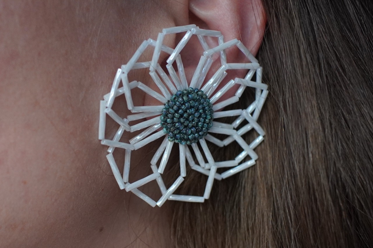 Pearl sculptural bead earring